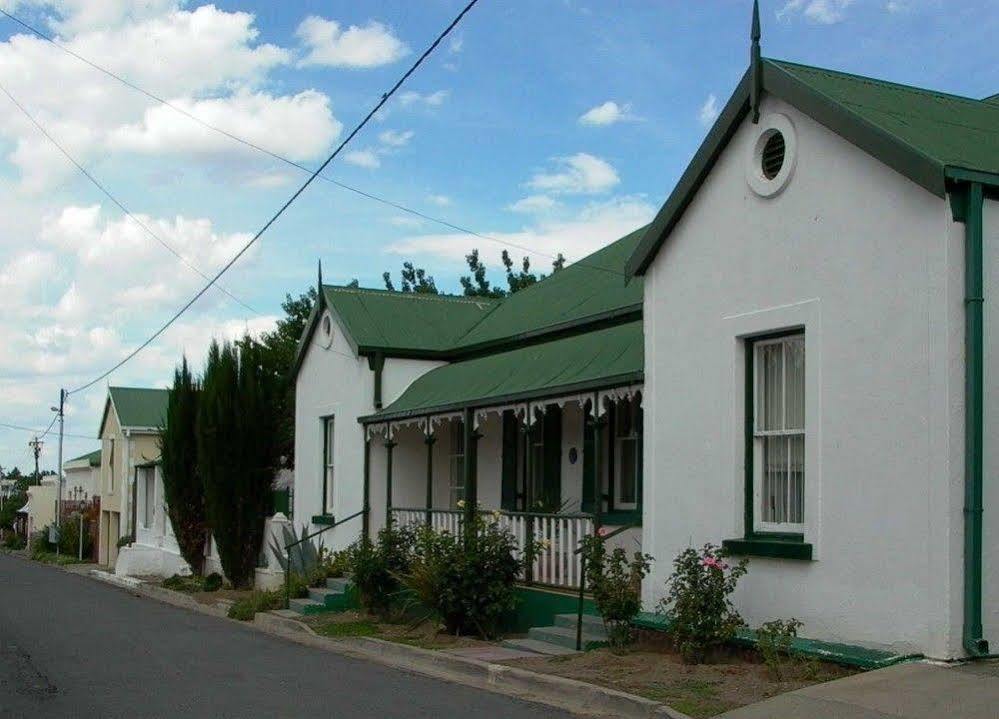 Toverberg Guest Houses Colesberg Exteriör bild